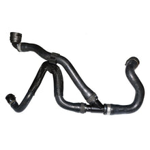 Görseli Galeri görüntüleyiciye yükleyin, BMW F20 F22 F23 F30 F31 F32 F33 F34 F36 Radyatör Alt Hortumu 17127596839